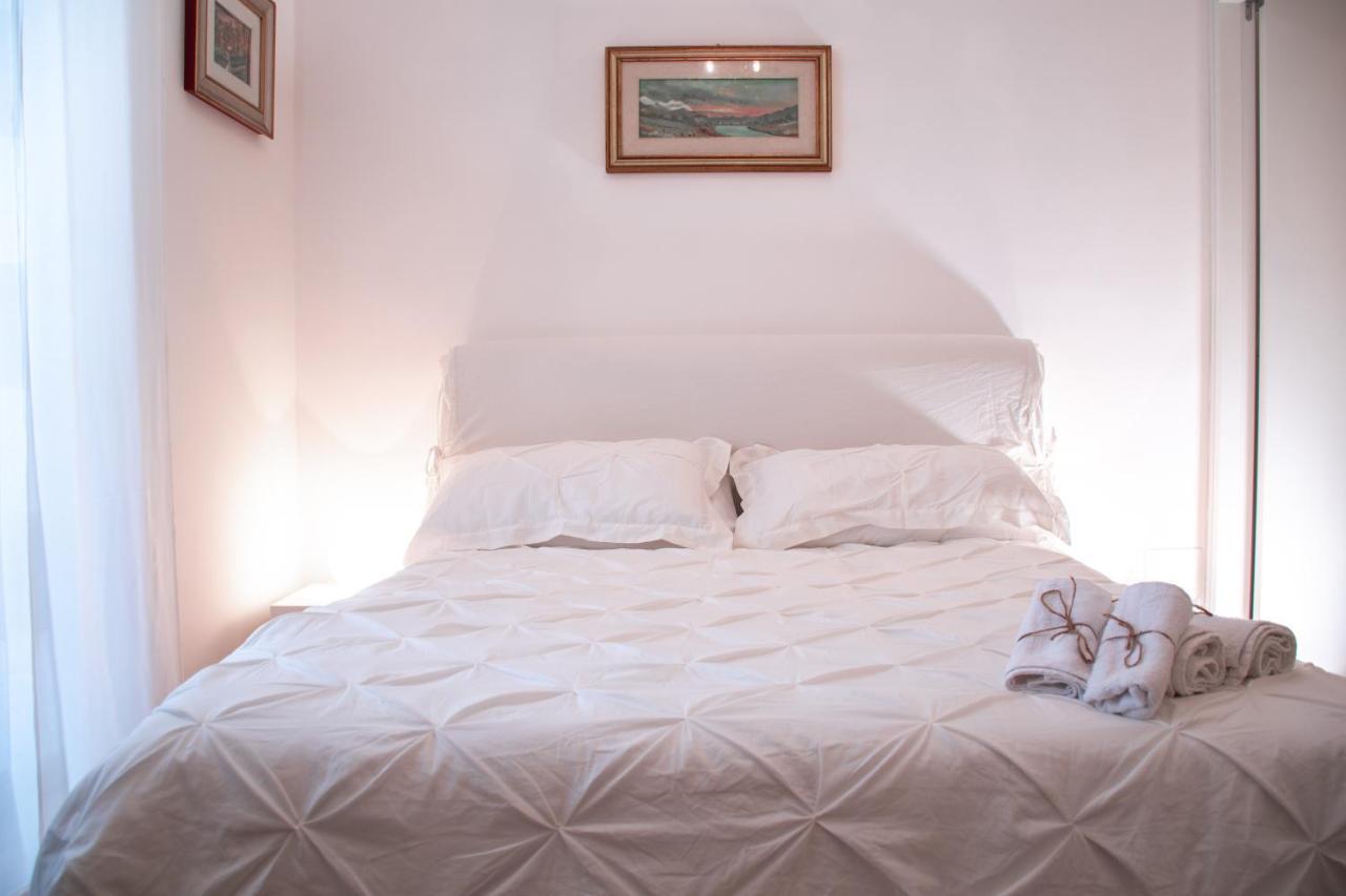 Luxury Bnb Pisacane Apartment Bari Exterior photo
